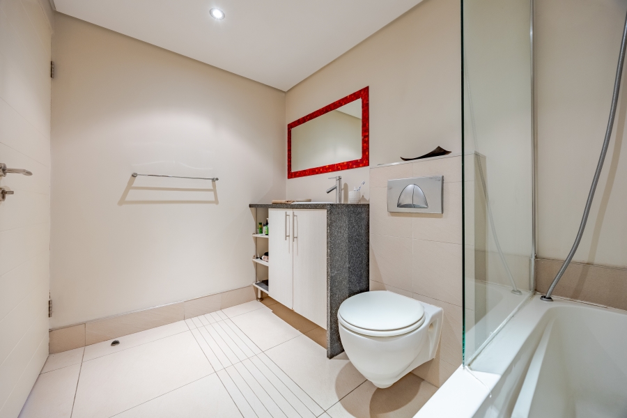 2 Bedroom Property for Sale in De Waterkant Western Cape